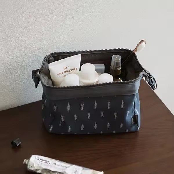 New Fashion Cosmetic Bag Women - Travel Luggage Set ulasan dan harga